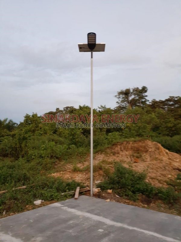 Lampu PJU Tenaga Surya 2 in 1 60 Watt
