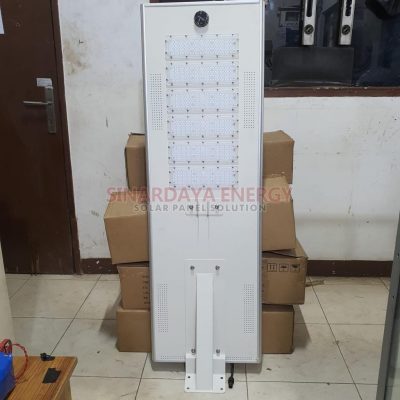 paket lampu jalan solar cell satu set
