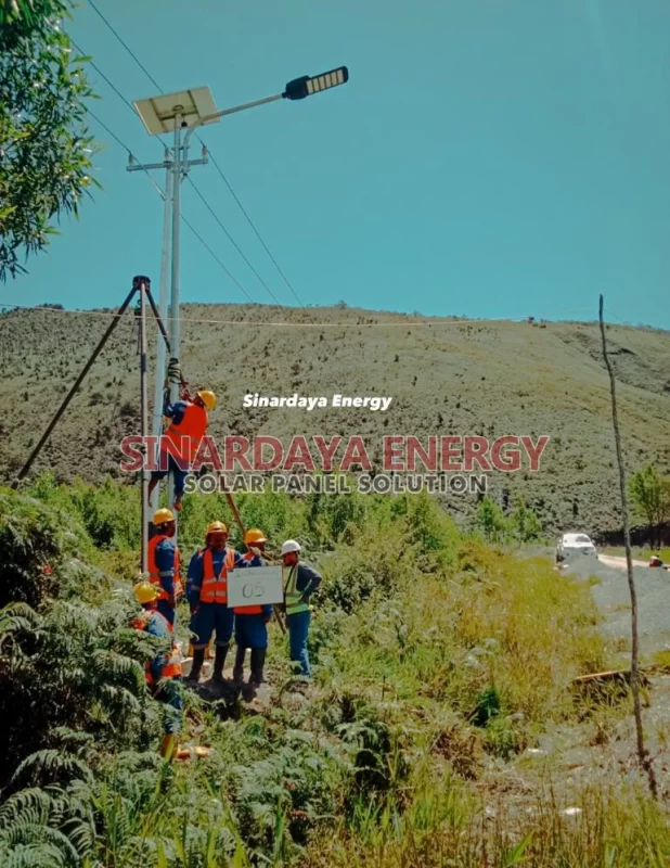 Gambar Lampu Penerangan Tenaga Surya