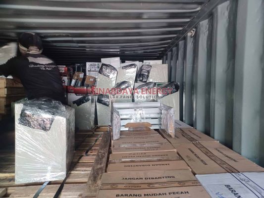 Distributor Lampu jalan Tenaga Surya surabya