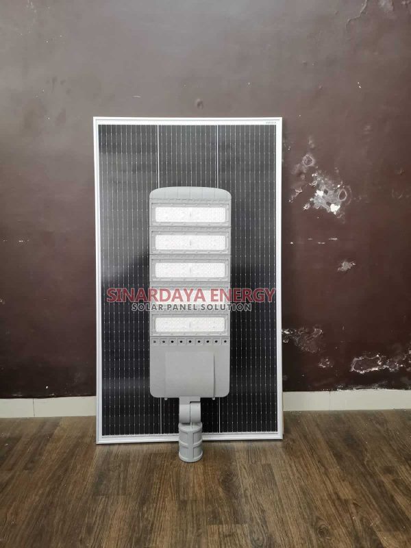 PJU Tenaga Surya 100 Watt ICOM-FIN