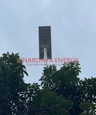 Pemasangan Lampu Tenaga Surya Mamuju - Sulawesi Barat