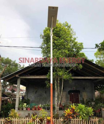 Pemasangan Lampu Tenaga Surya Sofifi - Maluku Utara