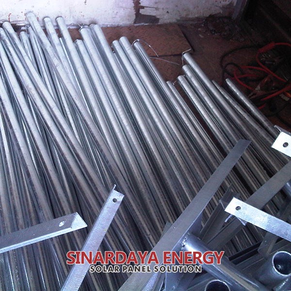 Tiang PJU Bulat 8 Meter 004 Tiang PJU Bulat 8 Meter