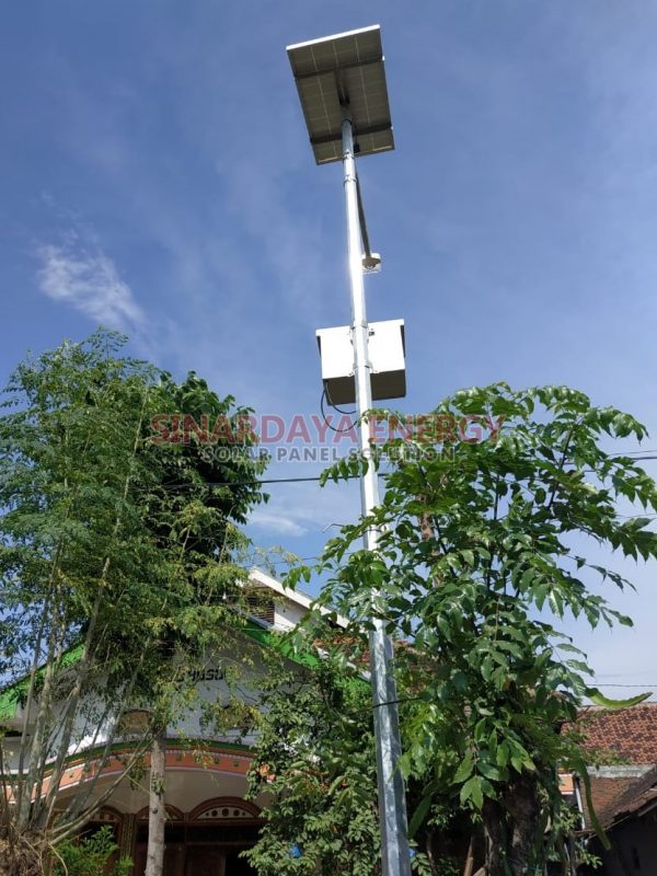 Paket Lampu PJU Solar Cell 20 Watt