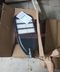 Lampu PJU Tenaga Surya 2 in 1 60 Watt