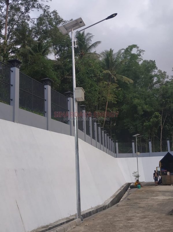 Harga PJU Tenaga Surya Manado Sulawesi Utara
