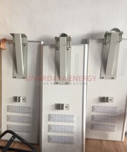Lampu Jalan All in One Philips