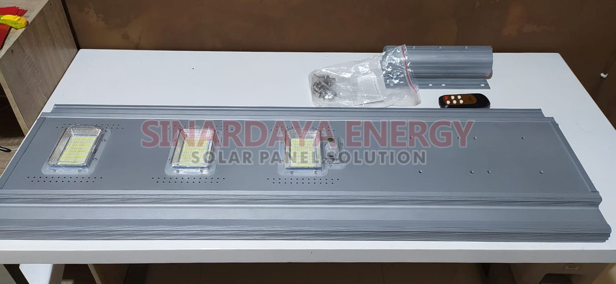 Lampu PJU All in One 300 Watt 001 Lampu PJU All in One 300 Watt