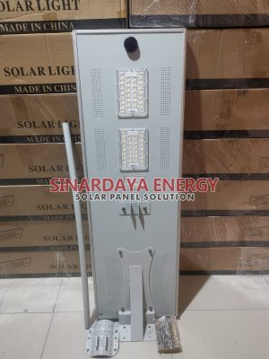 jual lampu jalan tenaga surya surabaya
