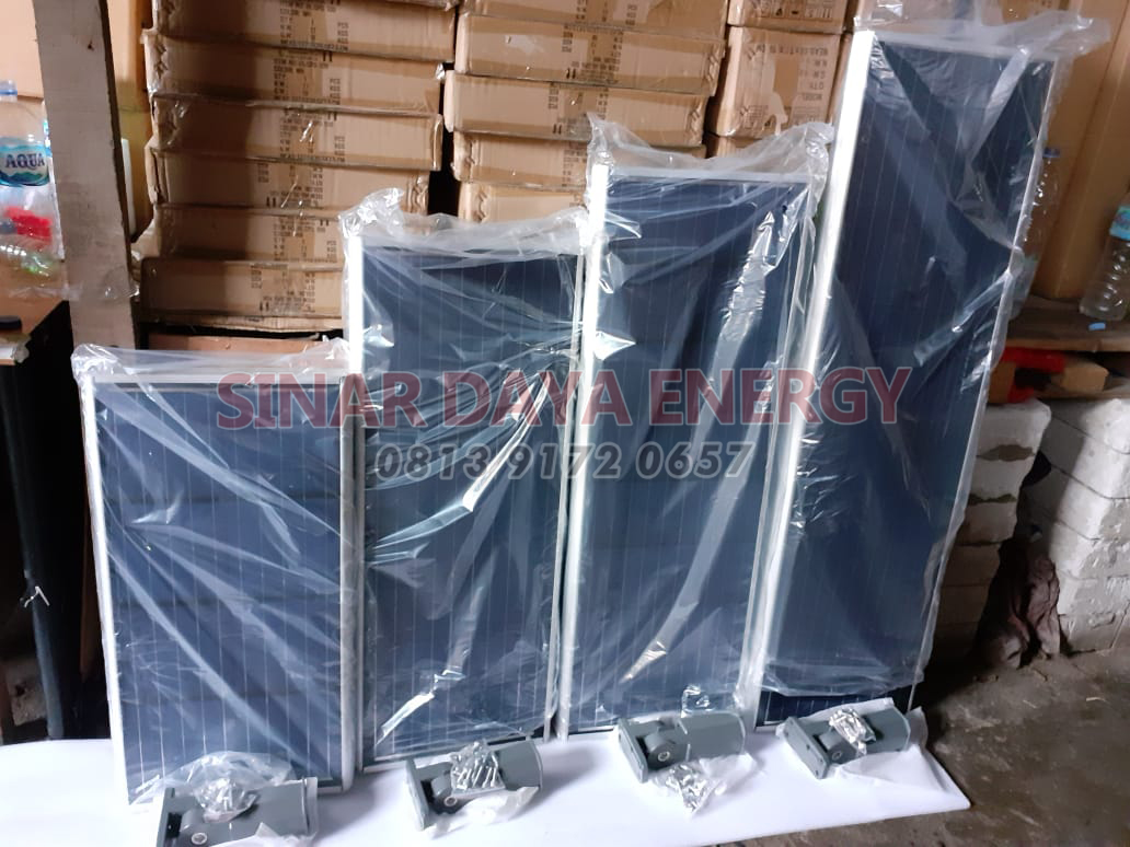 lampu jalan solar cell AIO lampu jalan solar cell AIO