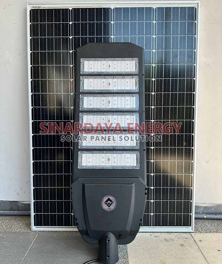 Lampu Tenaga Surya 100 watt ICOM NM100w Lampu Tenaga Surya 100 watt ICOM NM100w
