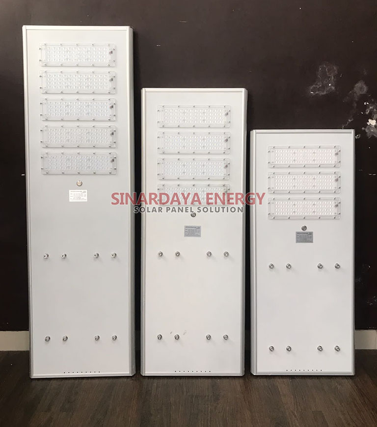 Lampu jalan tenaga surya 80 Watt AIO SPF80 Lampu jalan tenaga surya 80 Watt AIO SPF80